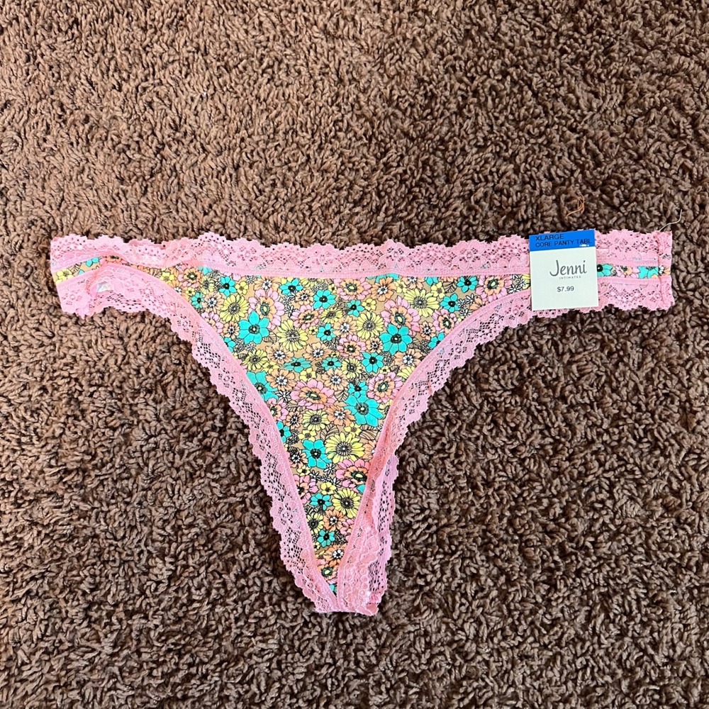 Jenni Intimates Size XLarge Floral Pink Lace‎ Thong Panty NWT